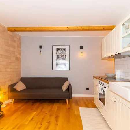 Apartment Tiramola