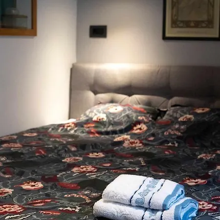 Tiramola Apartment *