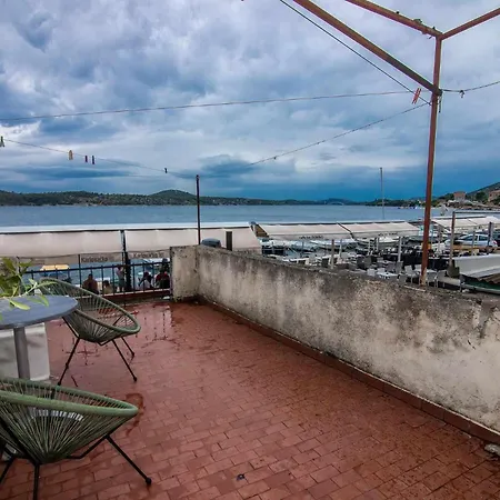 Tiramola Lejlighed Šibenik